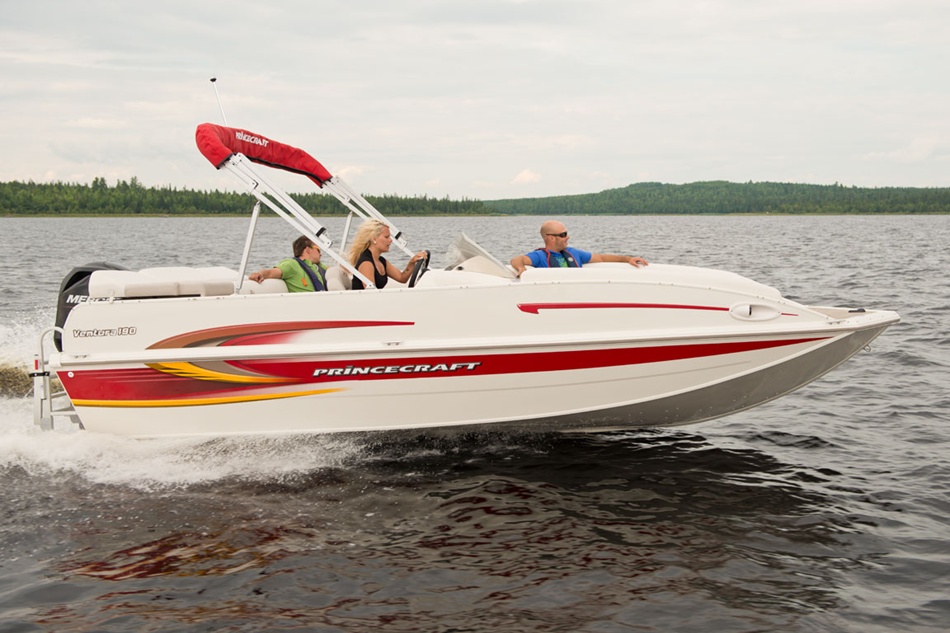 Ventura 190 (2014) Deck Boats Princecraft